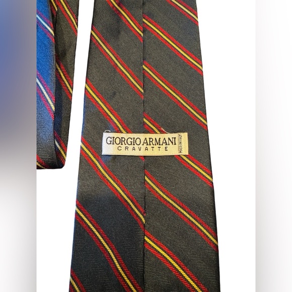 Giorgio Armani Necktie - Picture 5 of 9